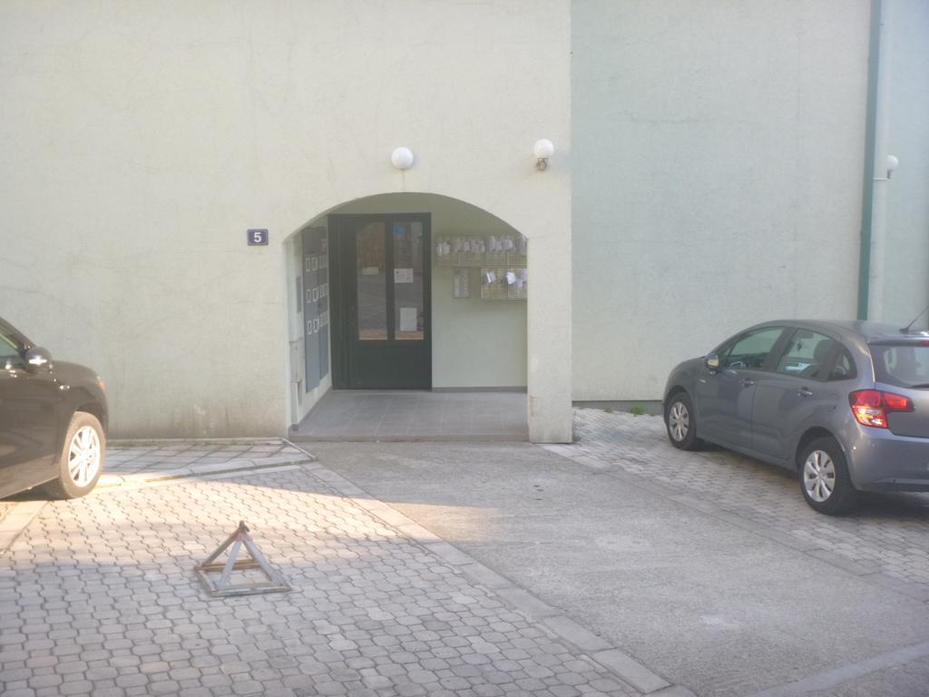Apartman Ozi Petrovac Εξωτερικό φωτογραφία
